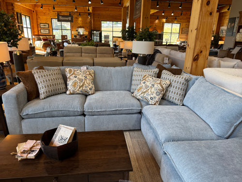 7127 Collection Sectional with Ottoman